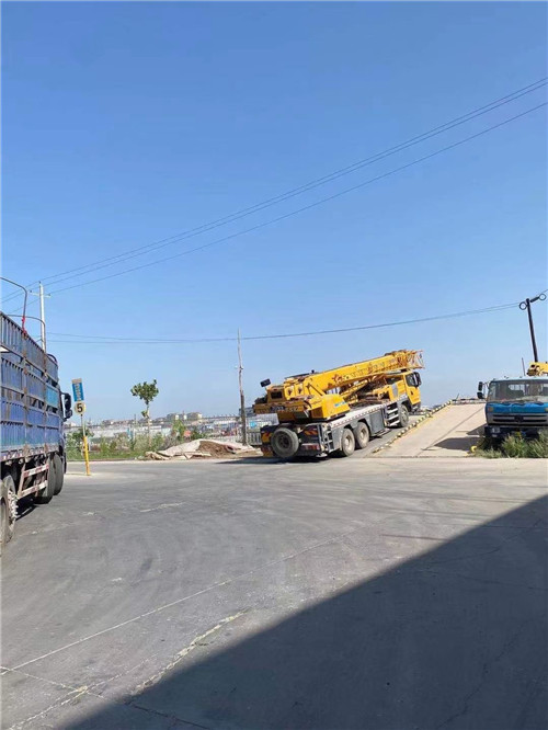 合水县25吨吊车的租赁价格大概是多少？