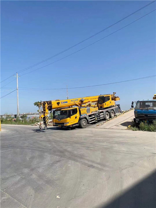 合水县吊车作业时，可能会产生哪些额外收费项目？